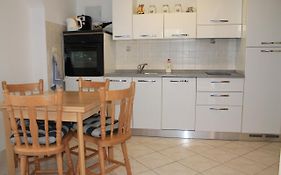 Apartment Frleta